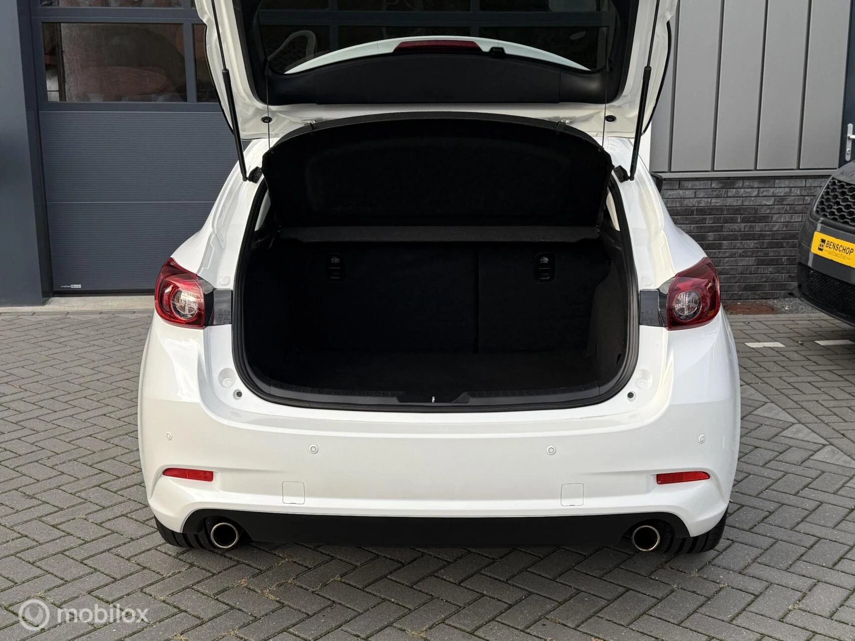 Hoofdafbeelding Mazda 3