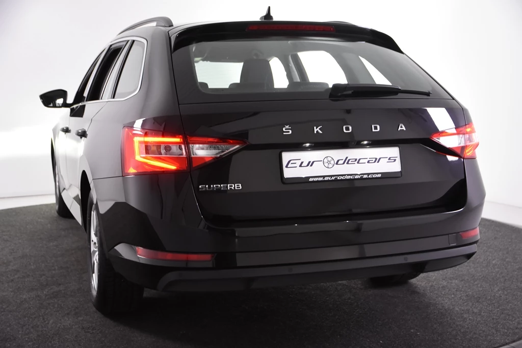 Hoofdafbeelding Škoda Superb