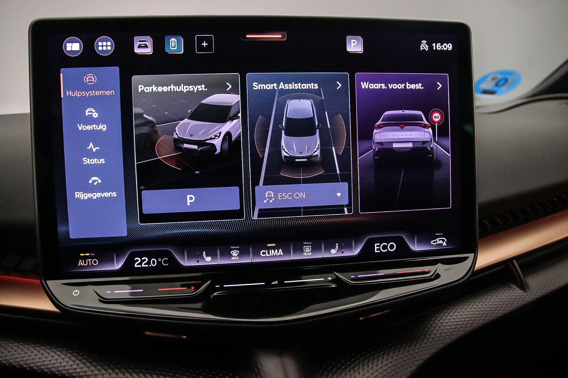 Hoofdafbeelding CUPRA Tavascan