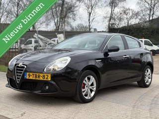 Alfa Romeo Giulietta 1.4 T Distinctive AUTOMAAT AIRCO CRUISE