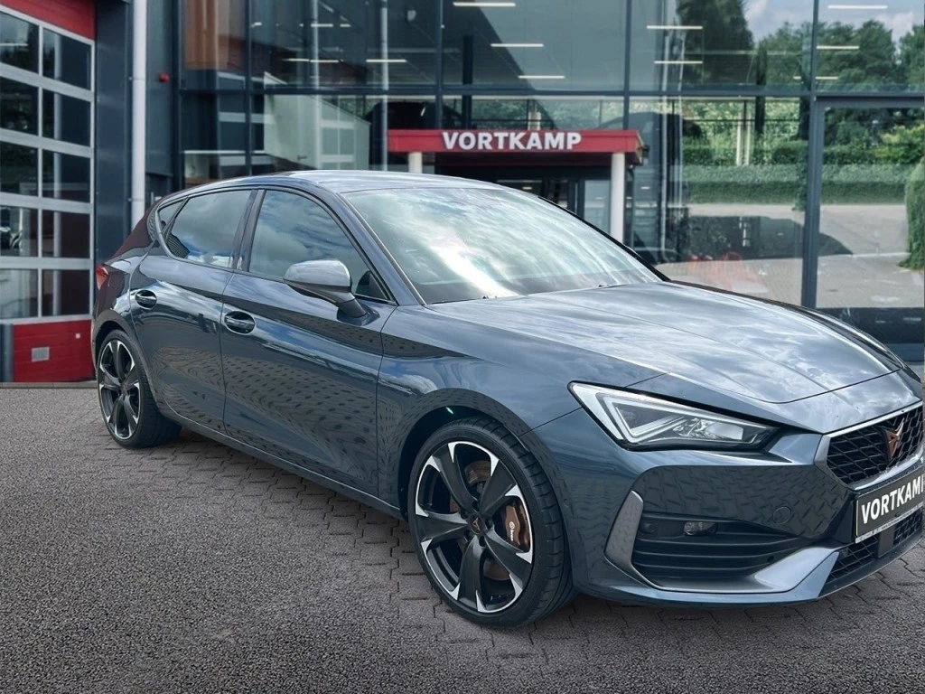 Hoofdafbeelding CUPRA Leon