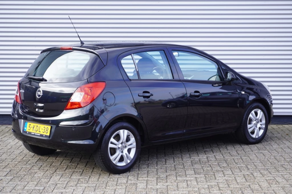 Hoofdafbeelding Opel Corsa