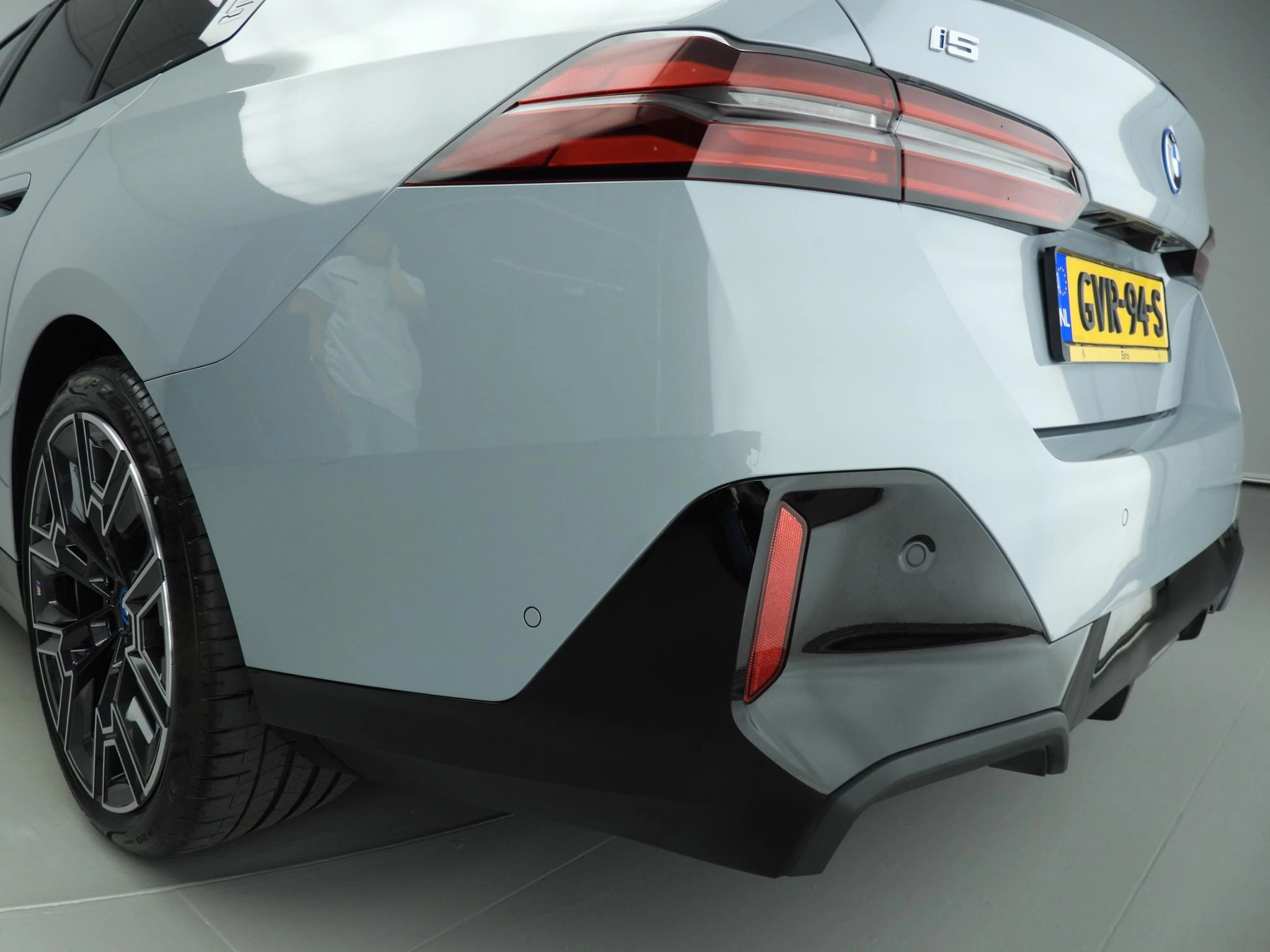 Hoofdafbeelding BMW i5
