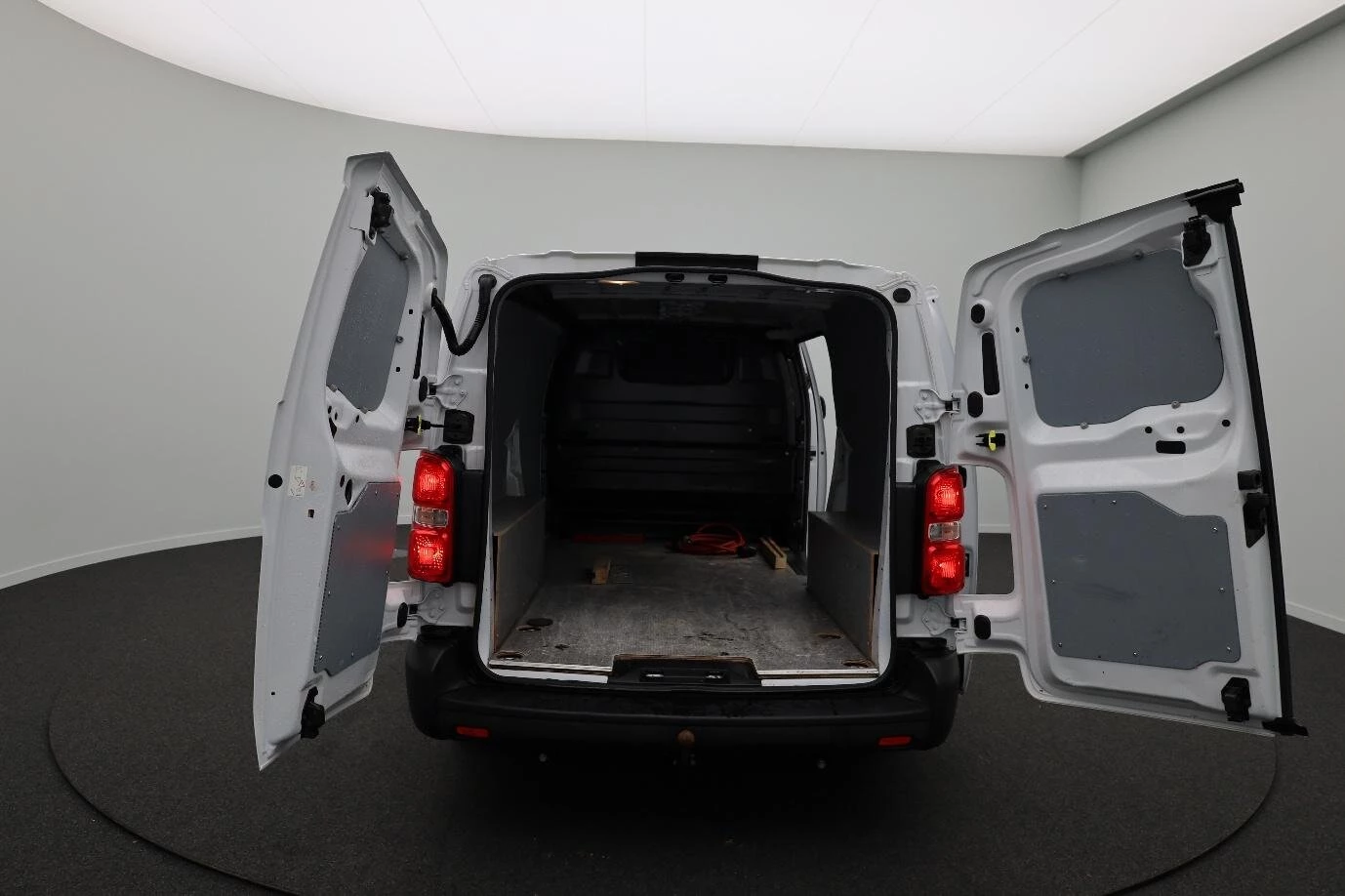 Hoofdafbeelding Peugeot e-Expert