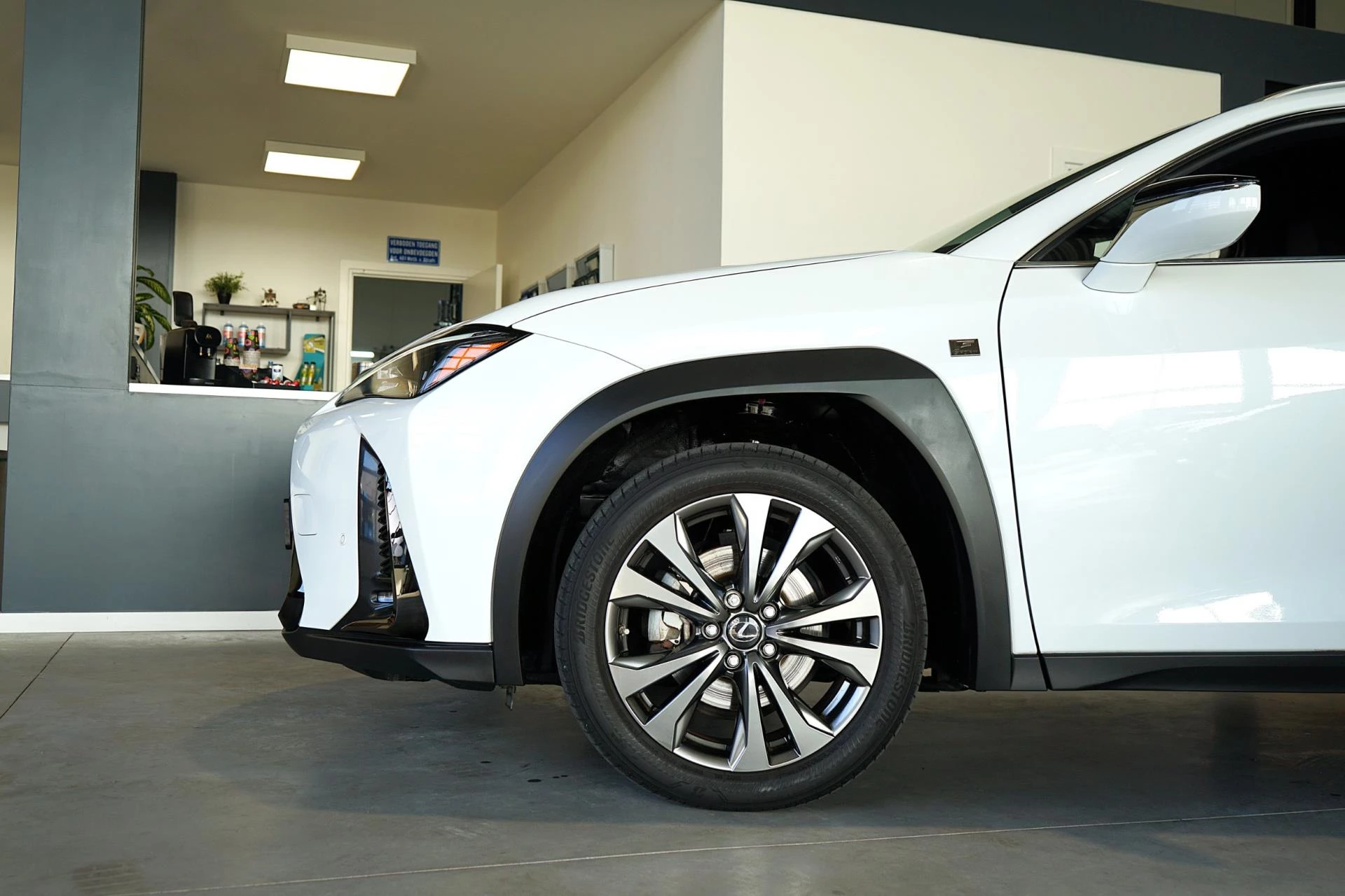 Hoofdafbeelding Lexus UX