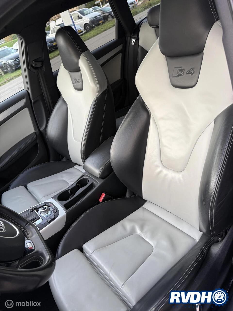 Hoofdafbeelding Audi S4