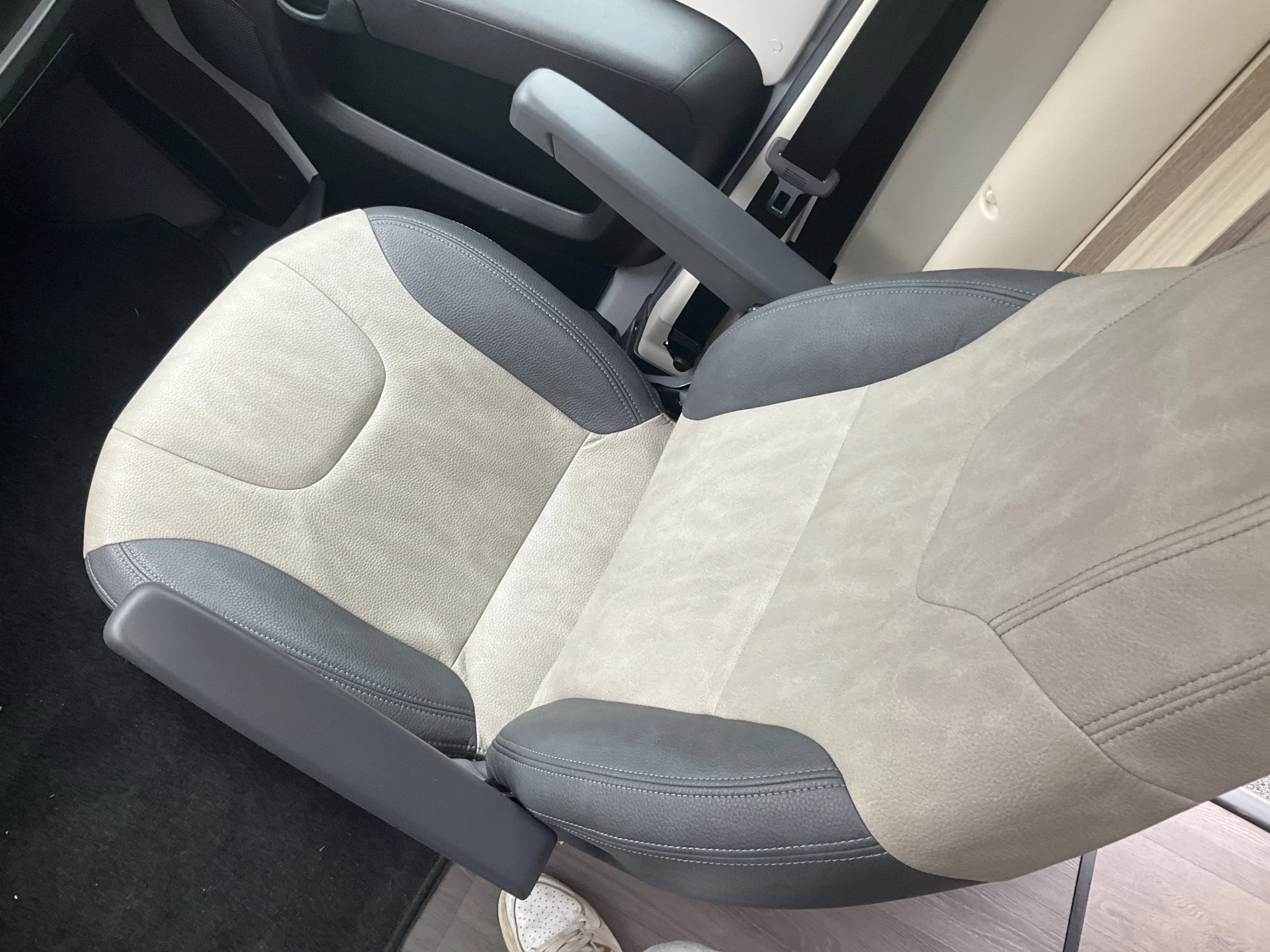 Hoofdafbeelding Sun living S 65SL