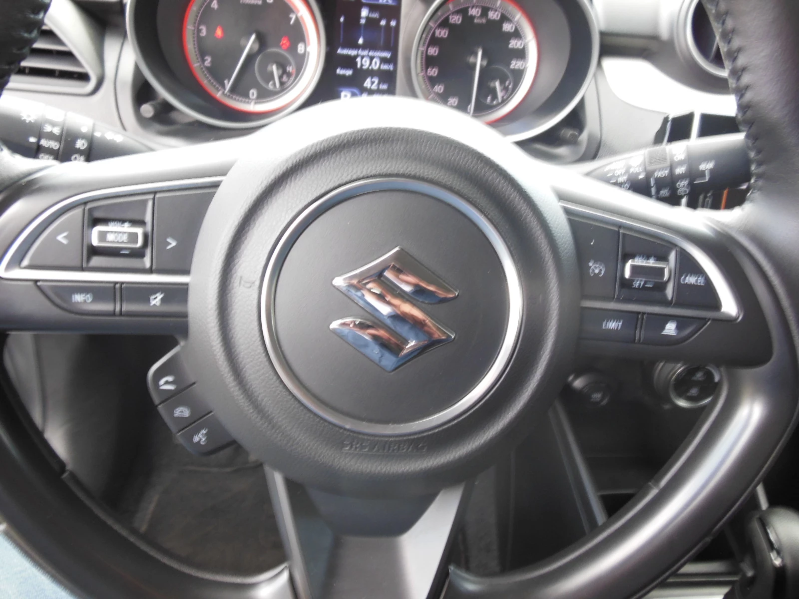 Hoofdafbeelding Suzuki Swift