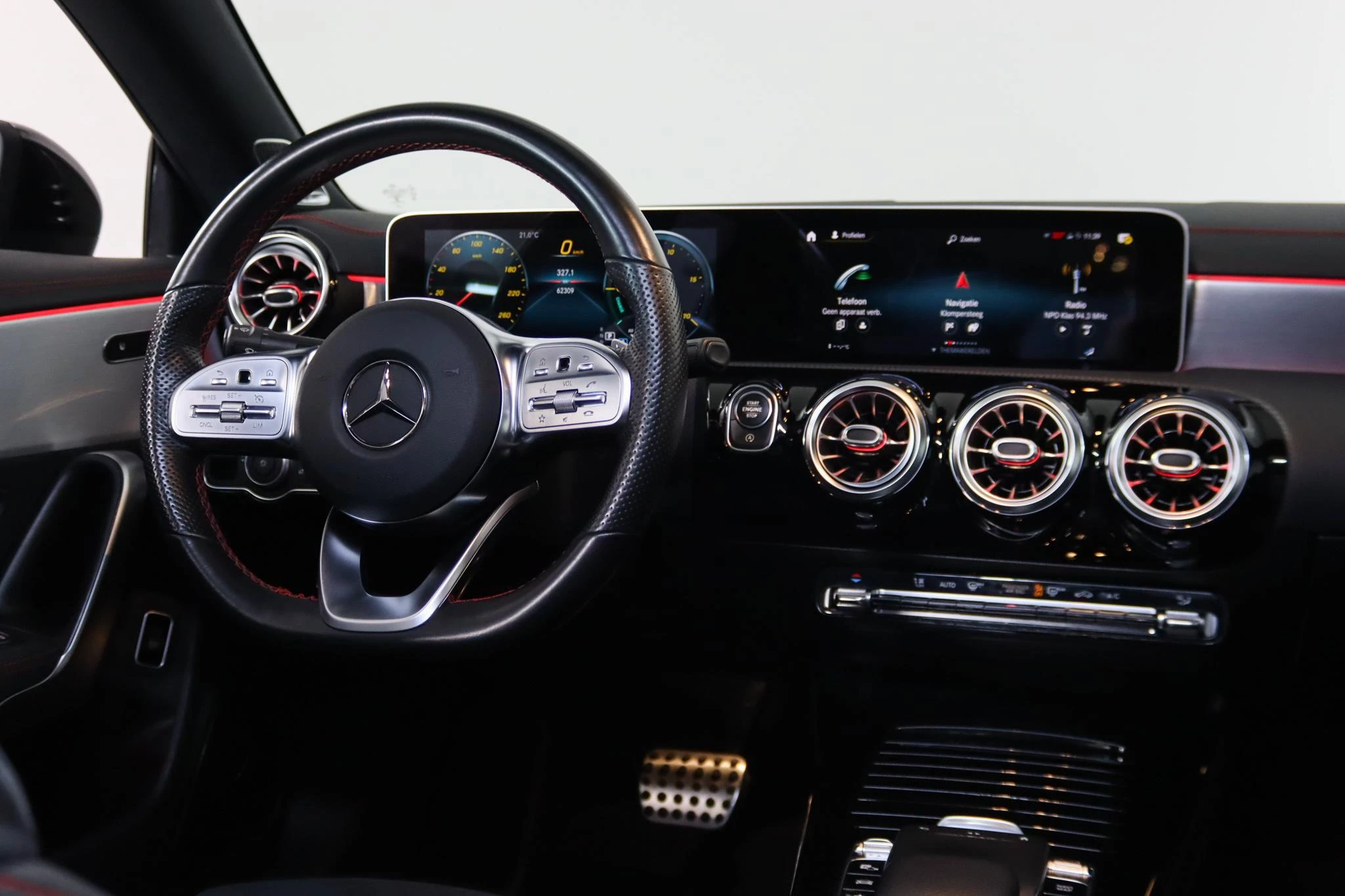 Hoofdafbeelding Mercedes-Benz CLA