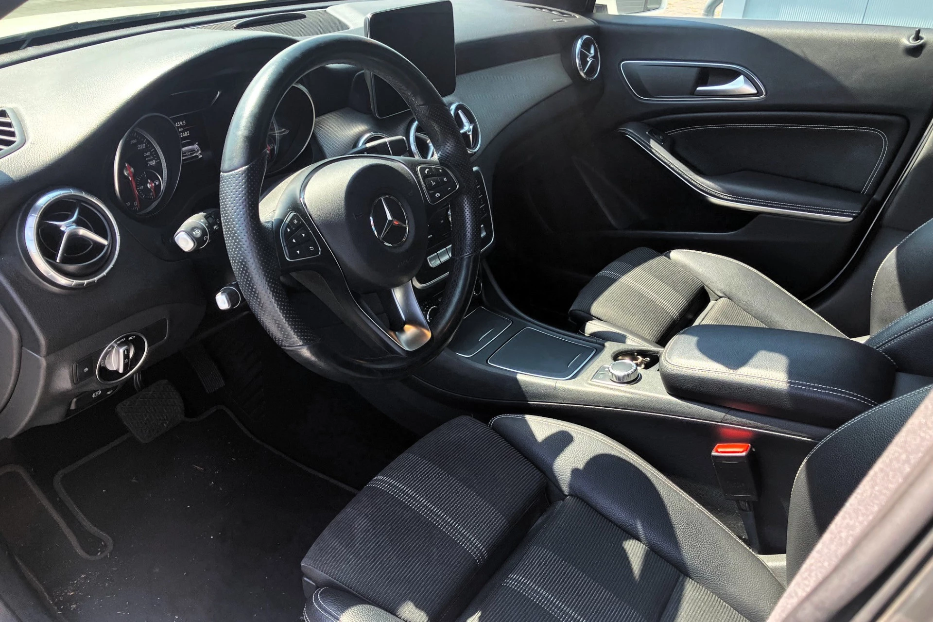 Hoofdafbeelding Mercedes-Benz CLA