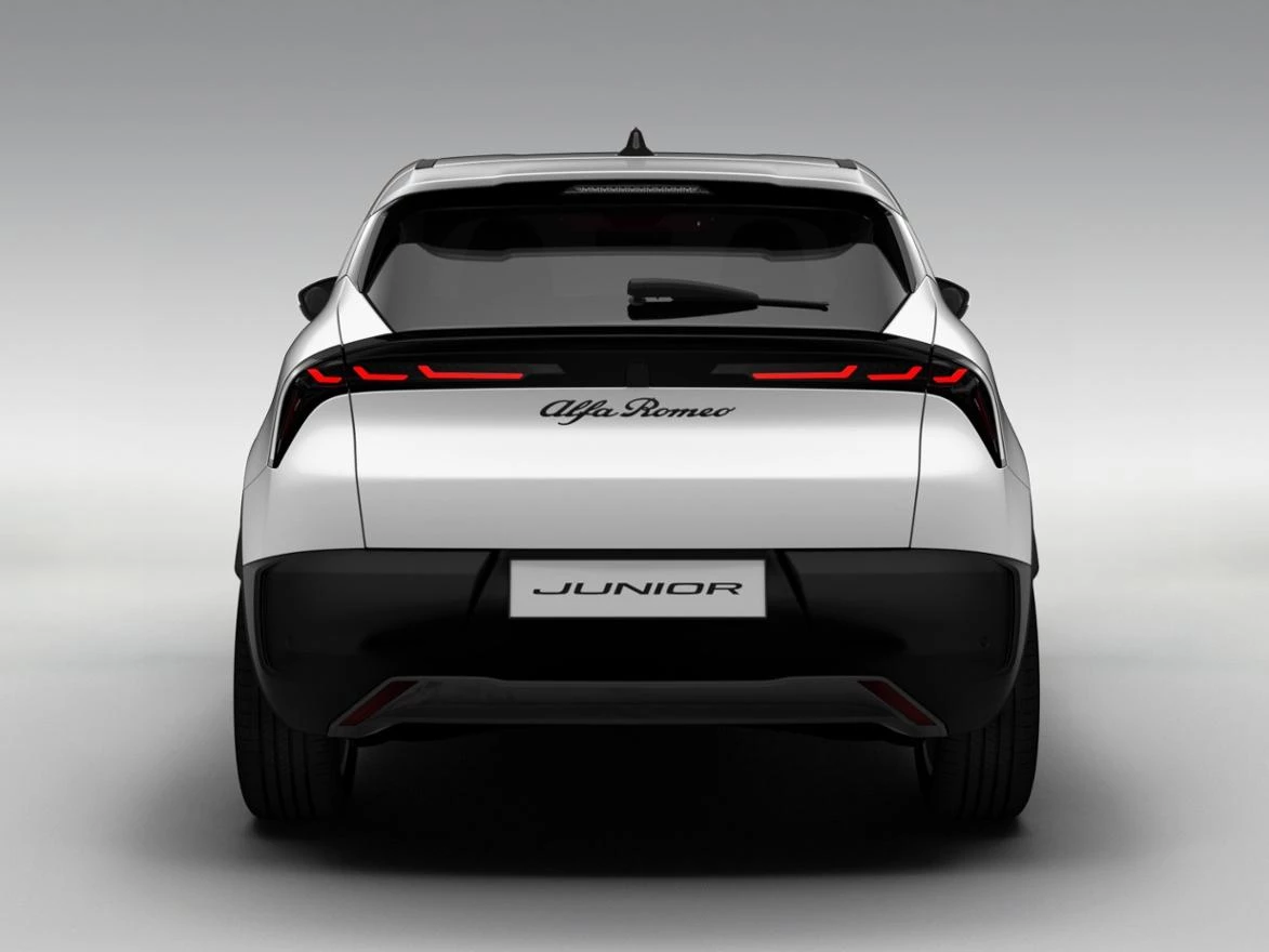 Hoofdafbeelding Alfa Romeo Junior