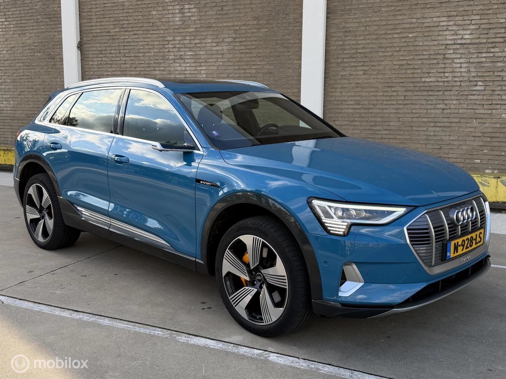 Hoofdafbeelding Audi e-tron