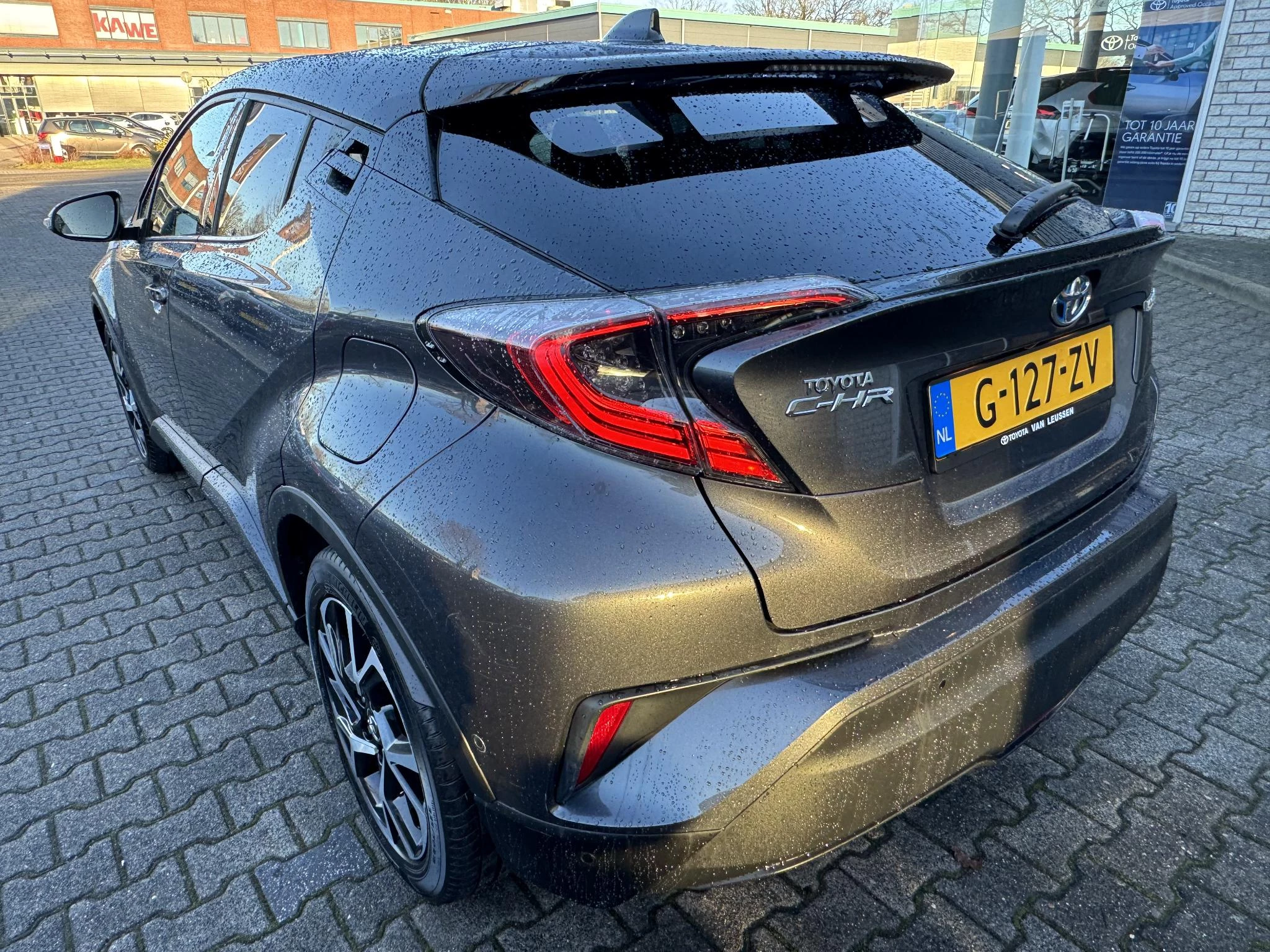 Hoofdafbeelding Toyota C-HR