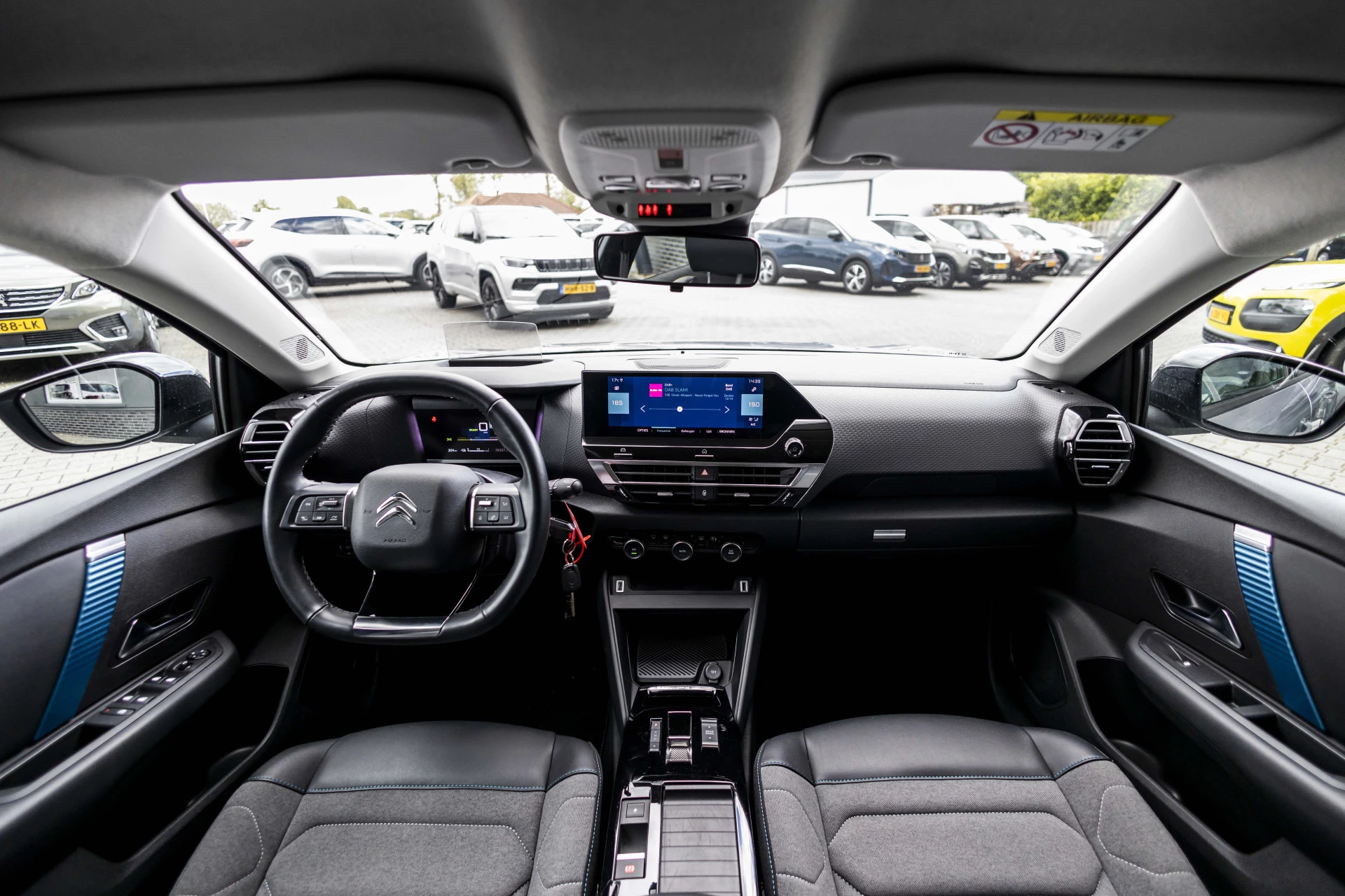 Hoofdafbeelding Citroën ë-C4