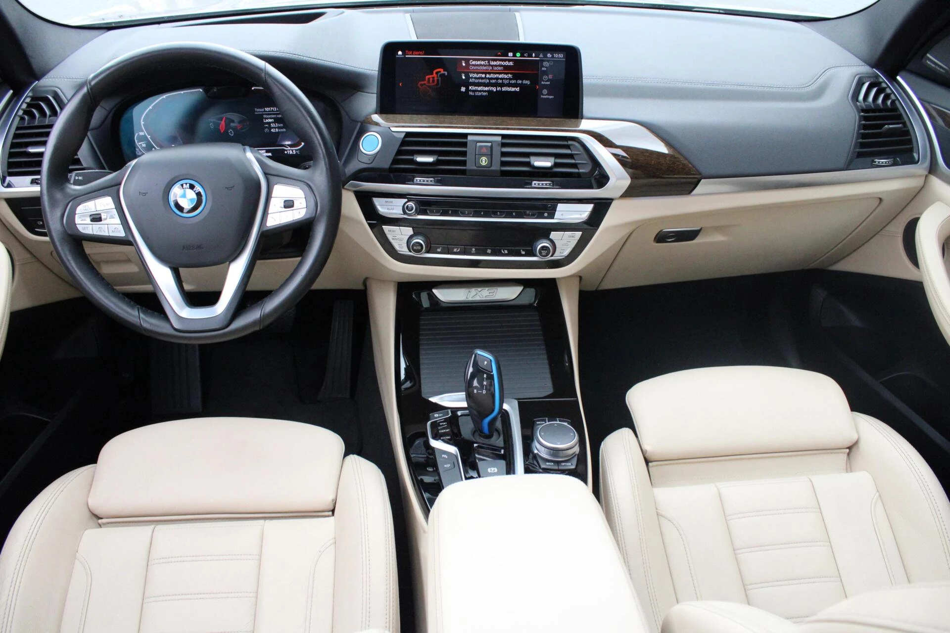 Hoofdafbeelding BMW iX3