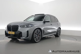 BMW X5 xDrive50e M Sport Pro | Iconic Glow | | Pano | Soft Close | HUD | Luchtvering | Harman Kardon | Elek. Trekhaak |