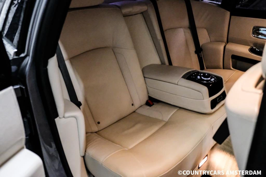 Hoofdafbeelding Rolls-Royce Ghost