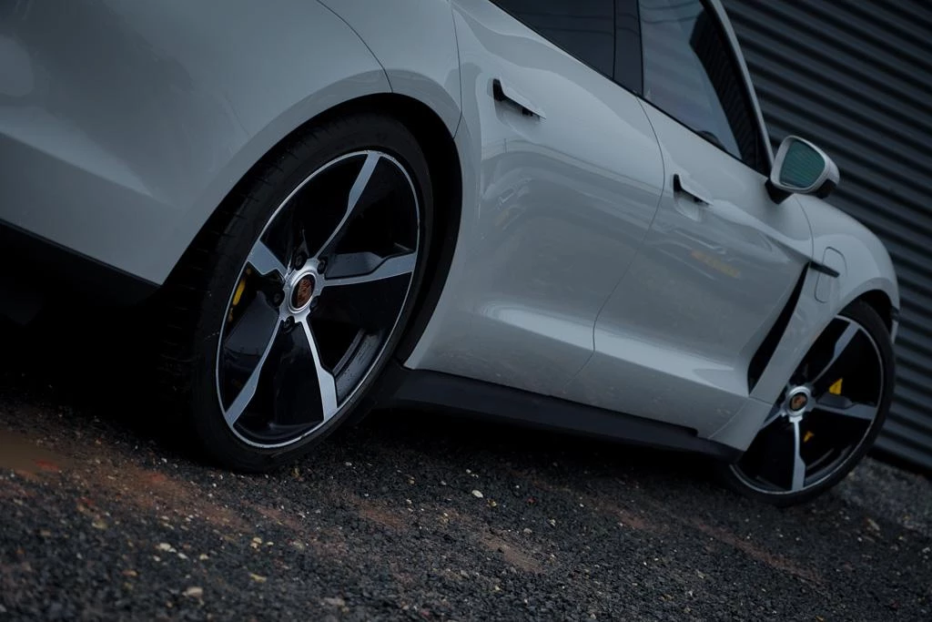 Hoofdafbeelding Porsche Taycan