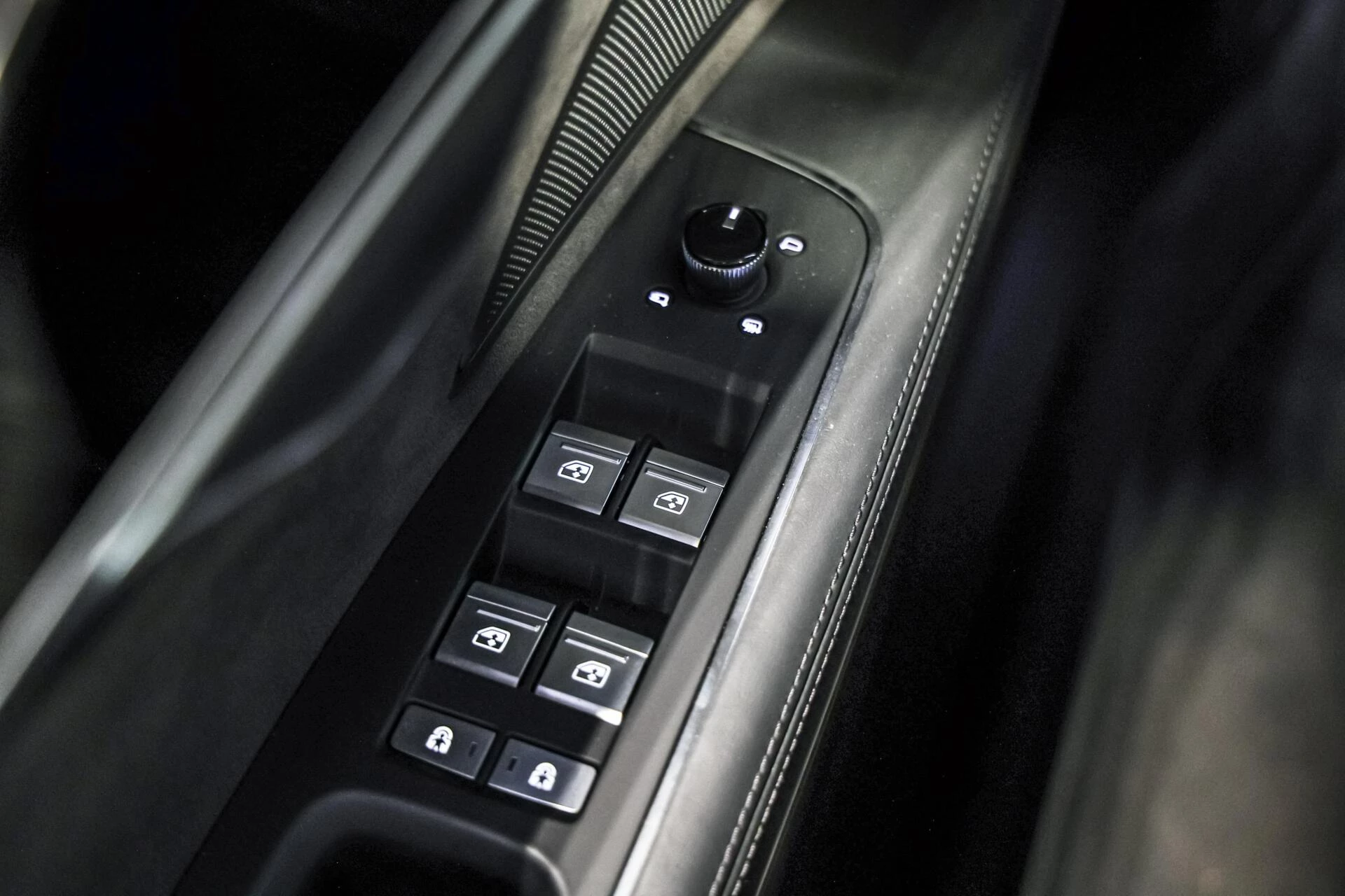 Hoofdafbeelding Audi A8
