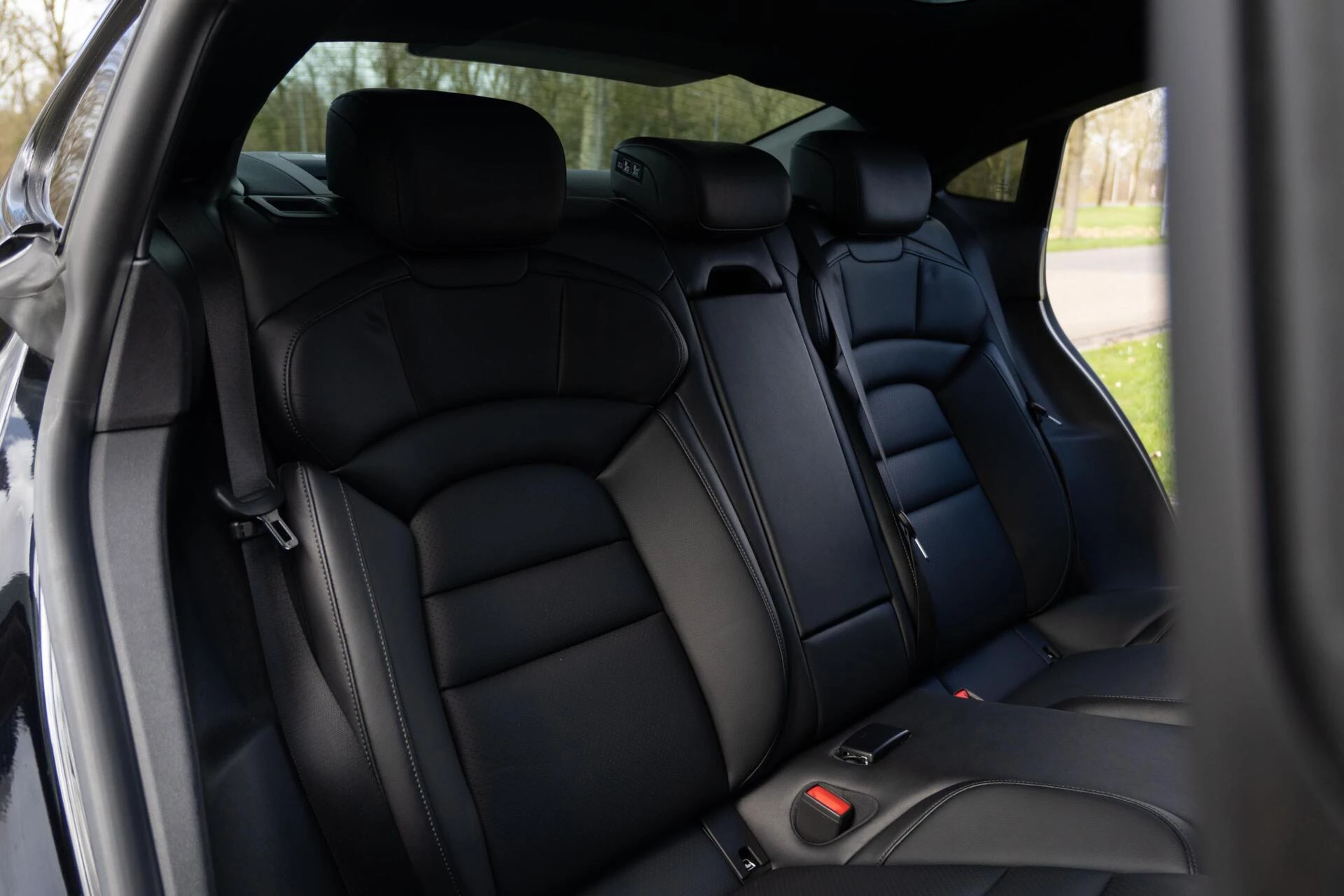 Hoofdafbeelding Porsche Taycan