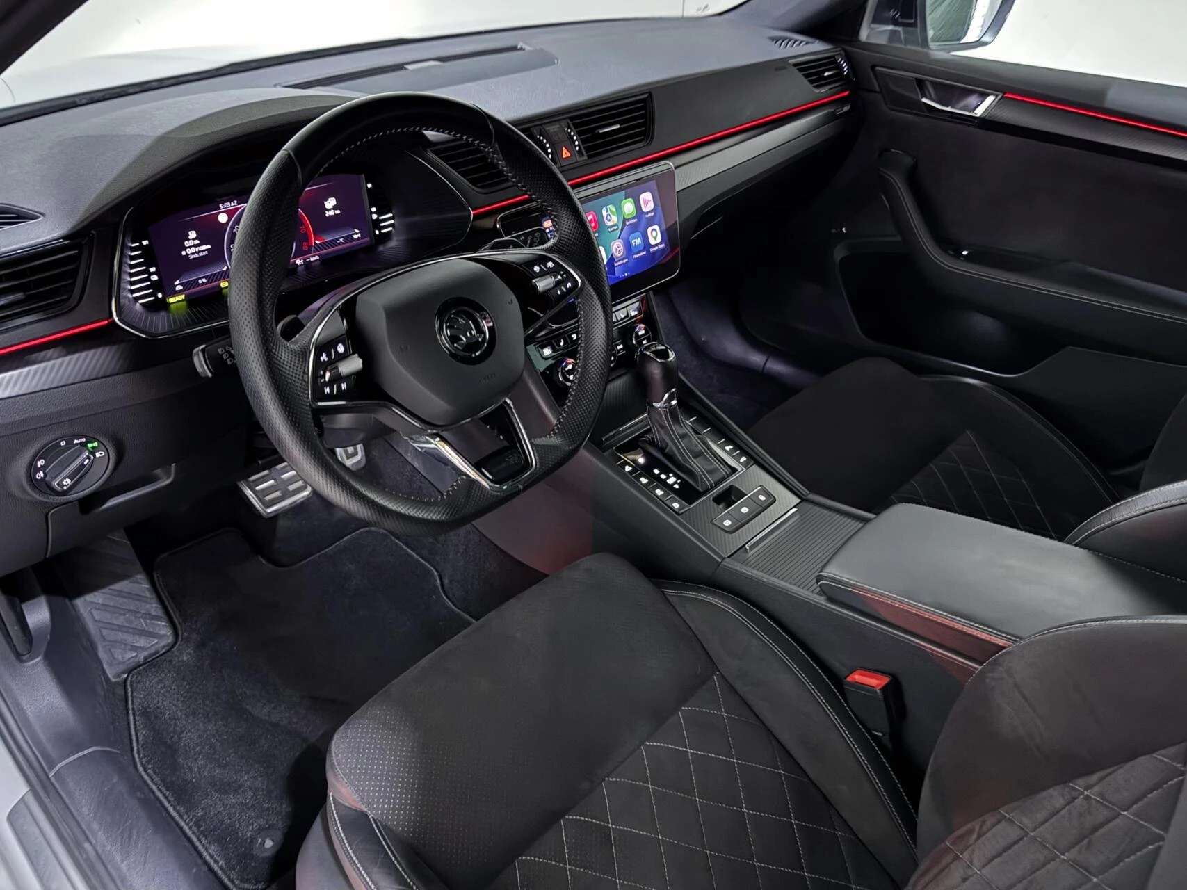 Hoofdafbeelding Škoda Superb