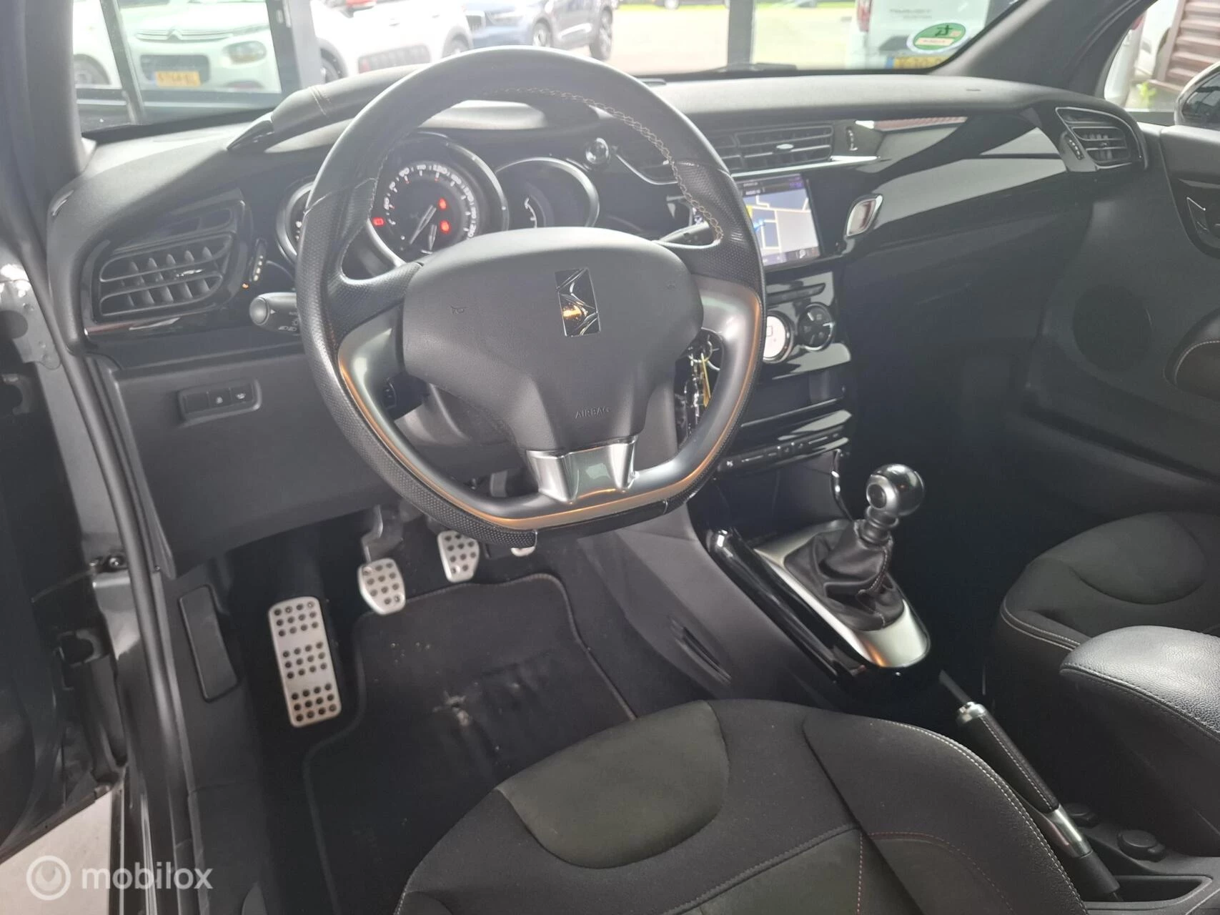 Hoofdafbeelding DS DS 3