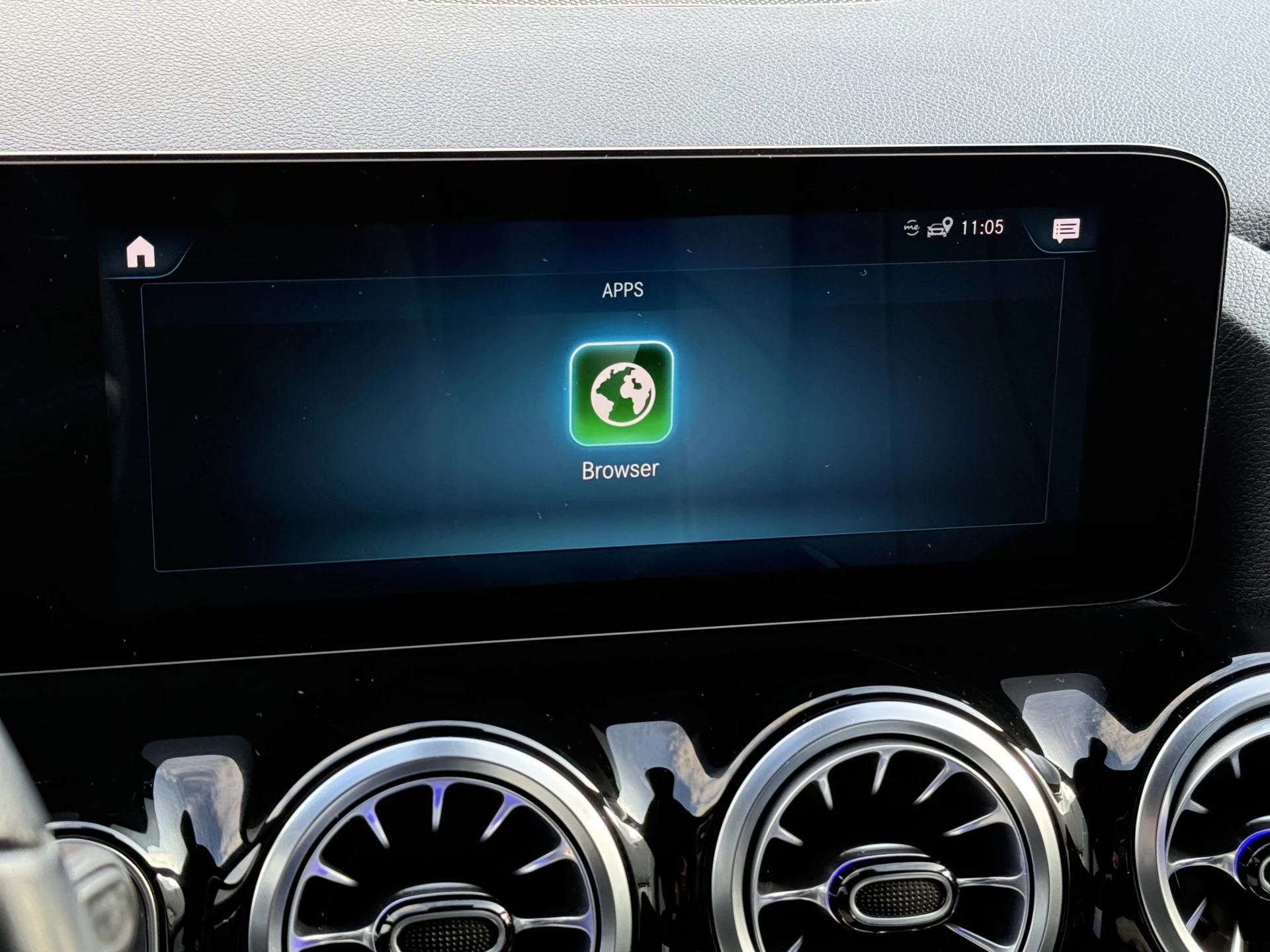 Hoofdafbeelding Mercedes-Benz EQA