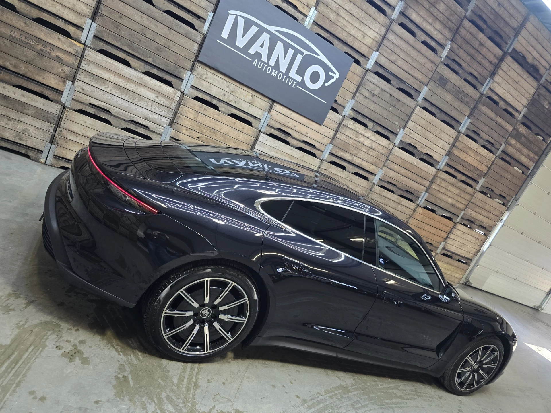 Hoofdafbeelding Porsche Taycan