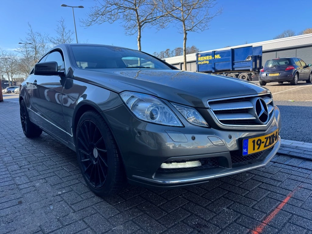 Hoofdafbeelding Mercedes-Benz E-Klasse