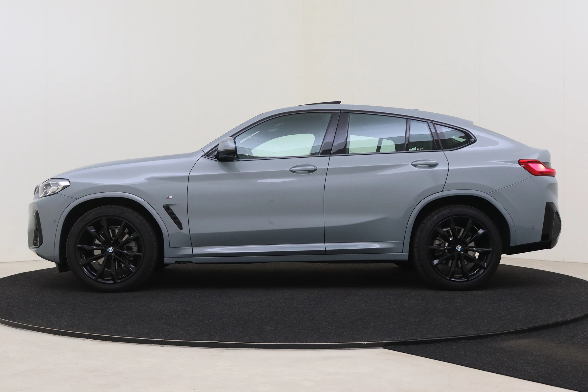 Hoofdafbeelding BMW X4