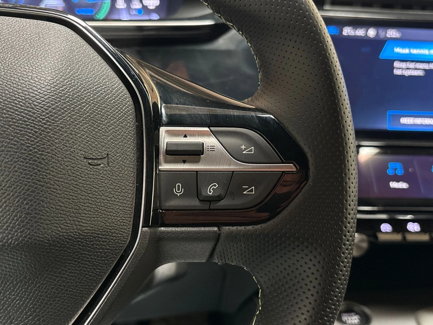 Hoofdafbeelding Peugeot 408