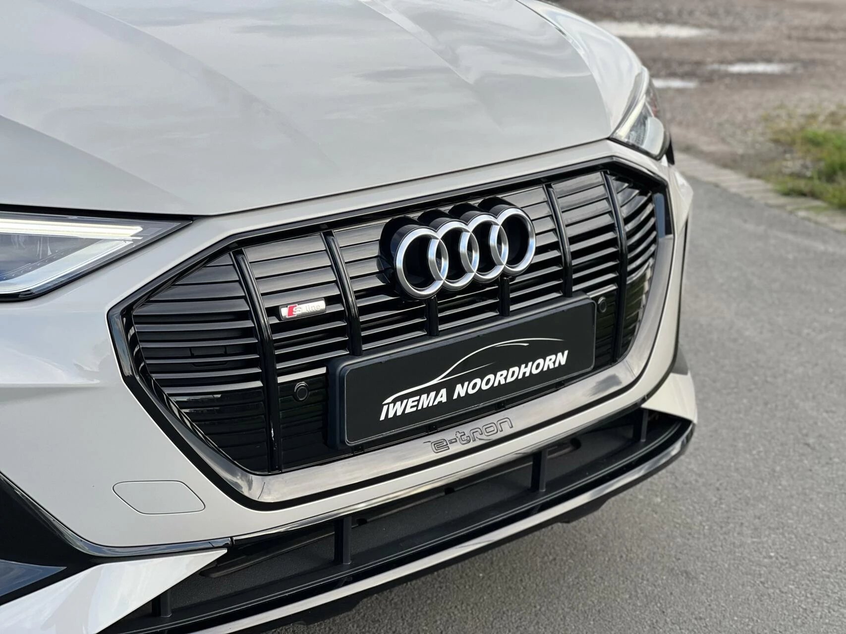 Hoofdafbeelding Audi e-tron