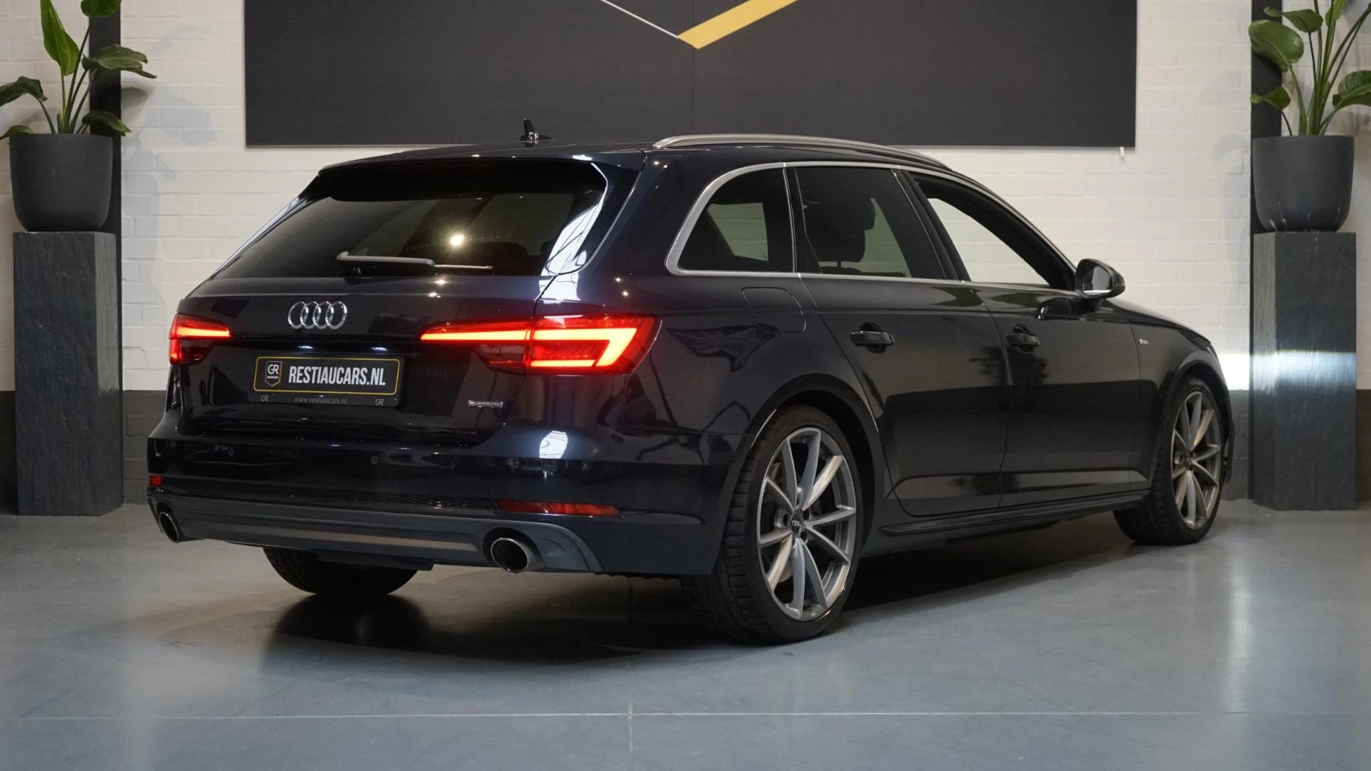 Hoofdafbeelding Audi A4