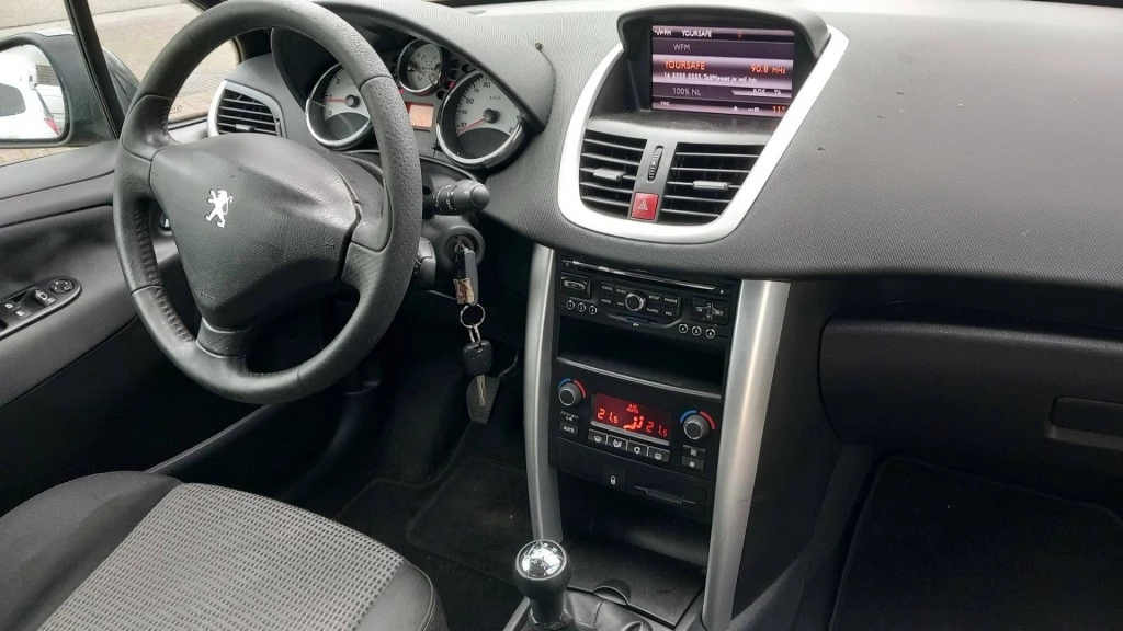 Hoofdafbeelding Peugeot 207