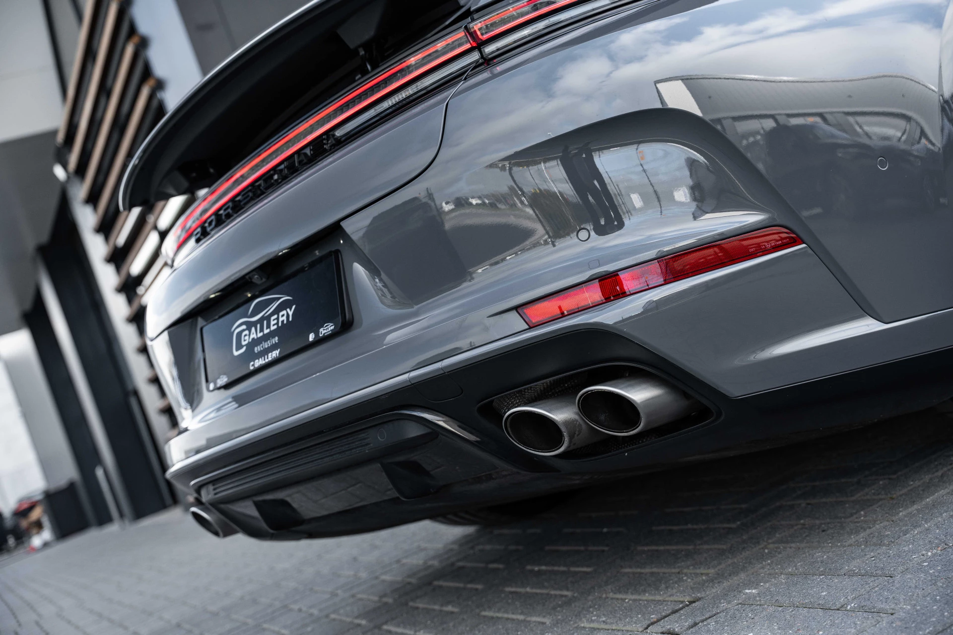 Hoofdafbeelding Porsche Panamera