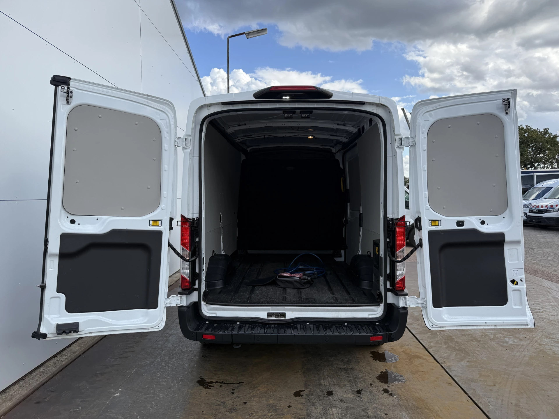 Hoofdafbeelding Ford E-Transit