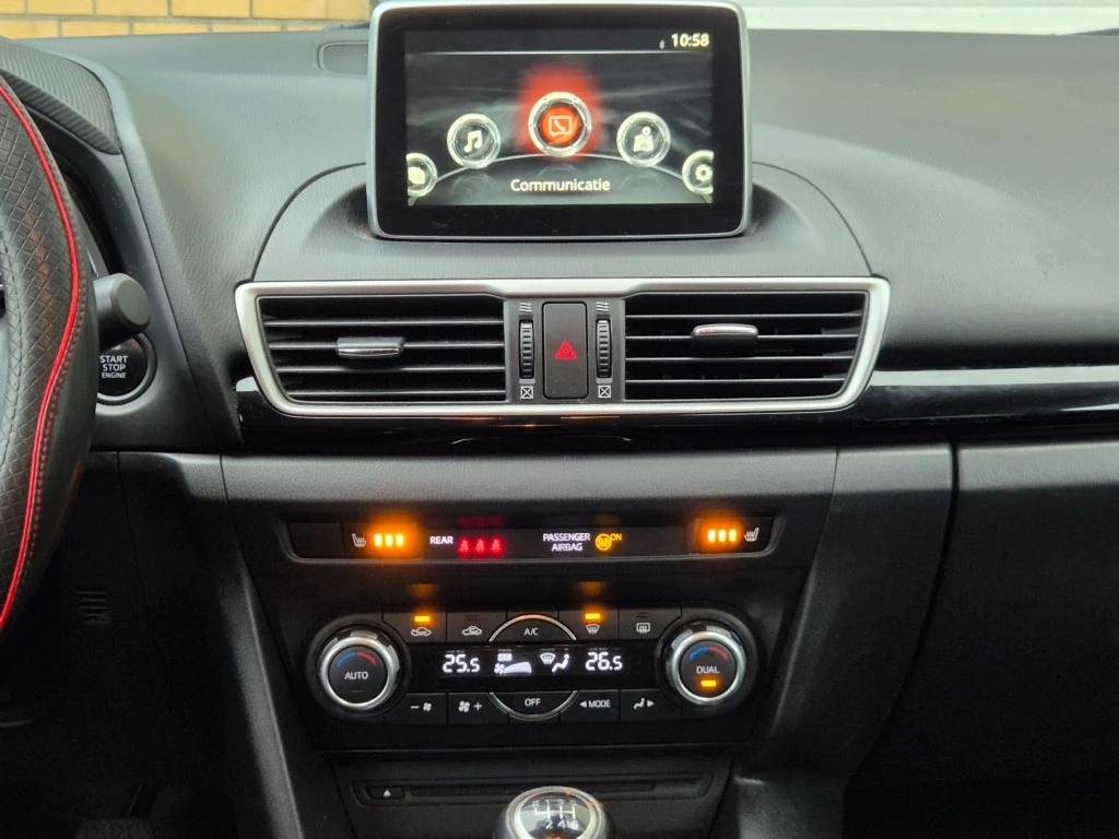 Hoofdafbeelding Mazda 3