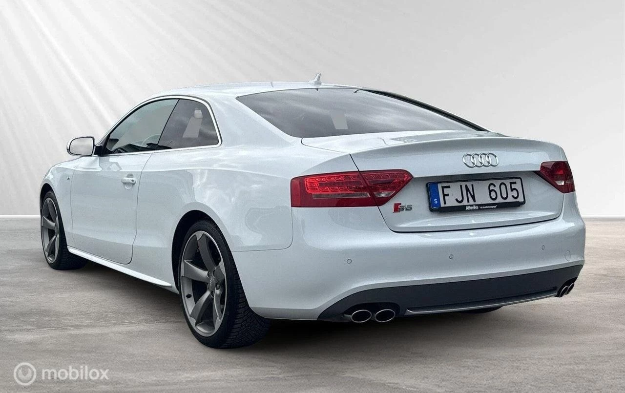 Hoofdafbeelding Audi S5