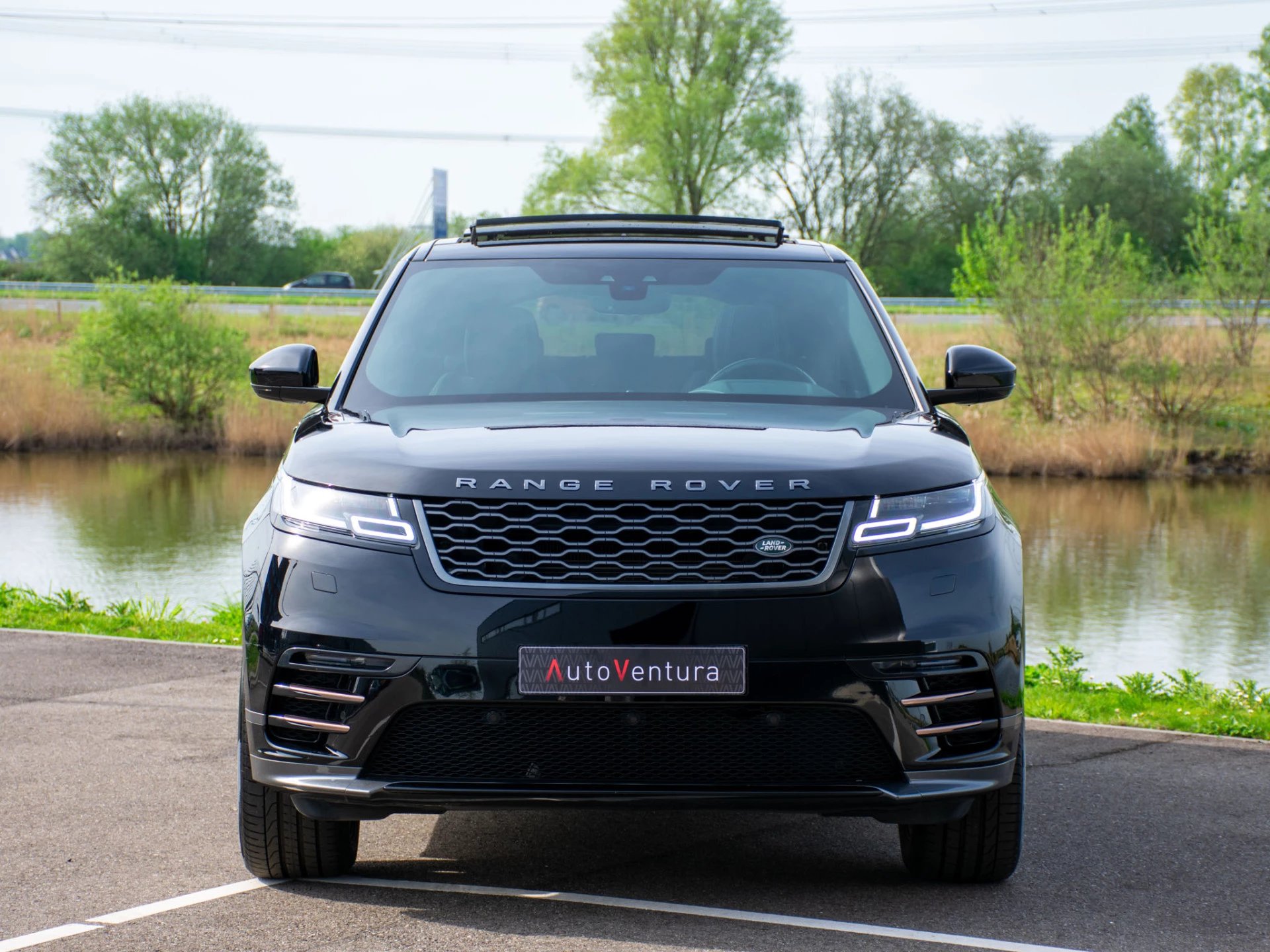 Hoofdafbeelding Land Rover Range Rover Velar