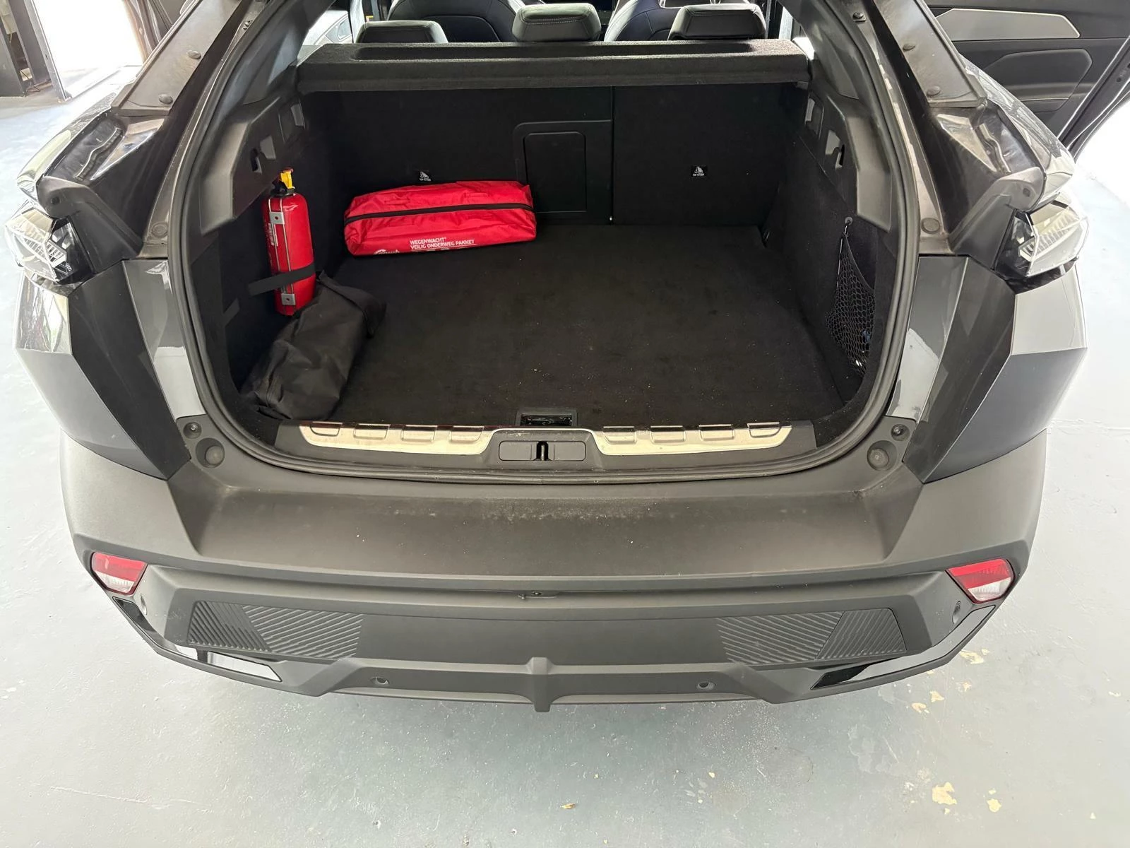 Hoofdafbeelding Peugeot 408