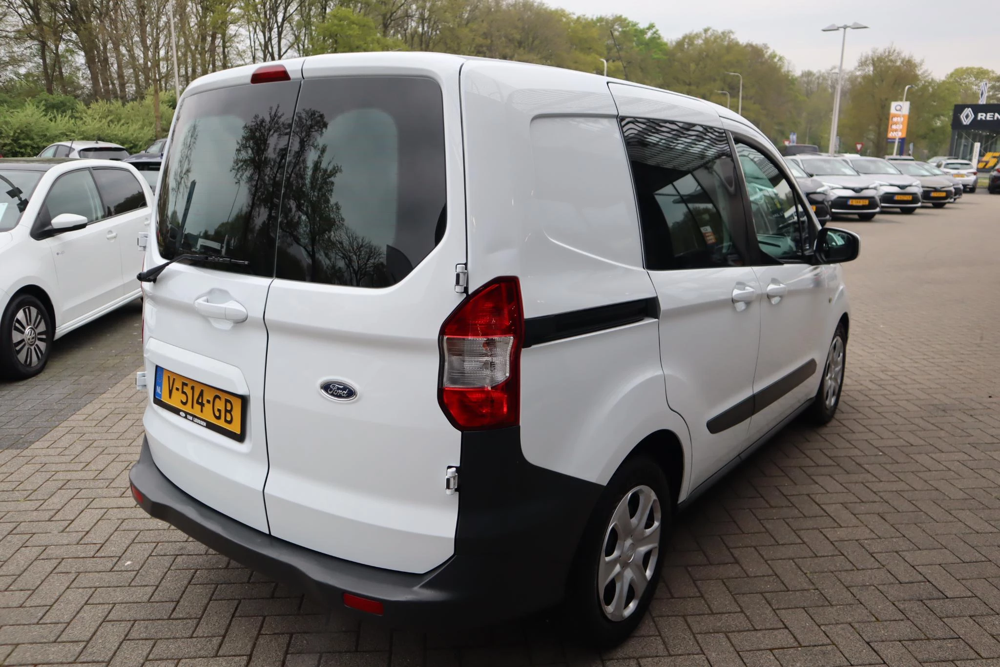Hoofdafbeelding Ford Transit Courier