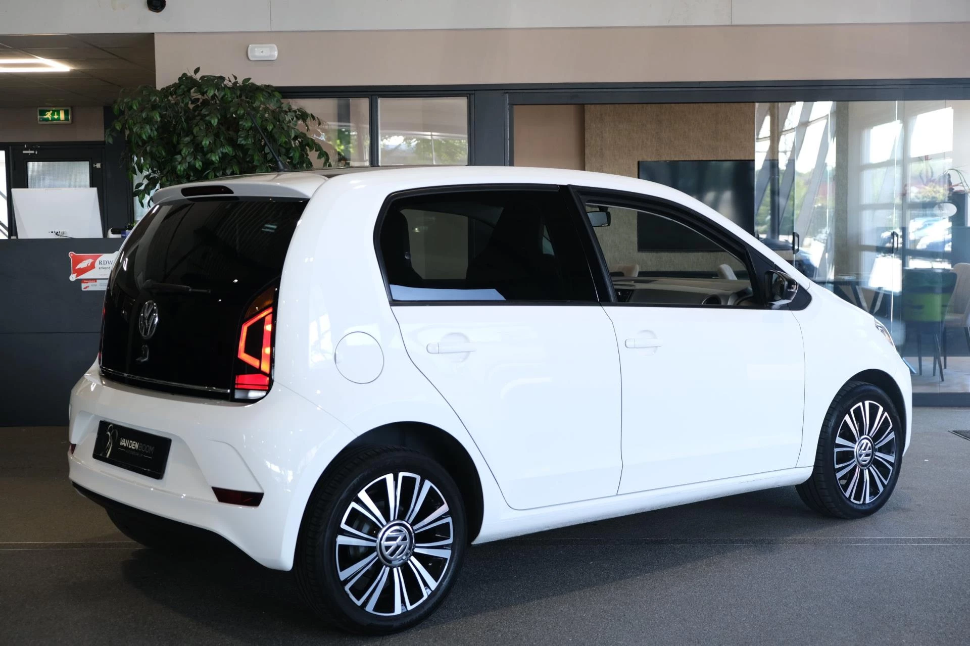 Hoofdafbeelding Volkswagen up!