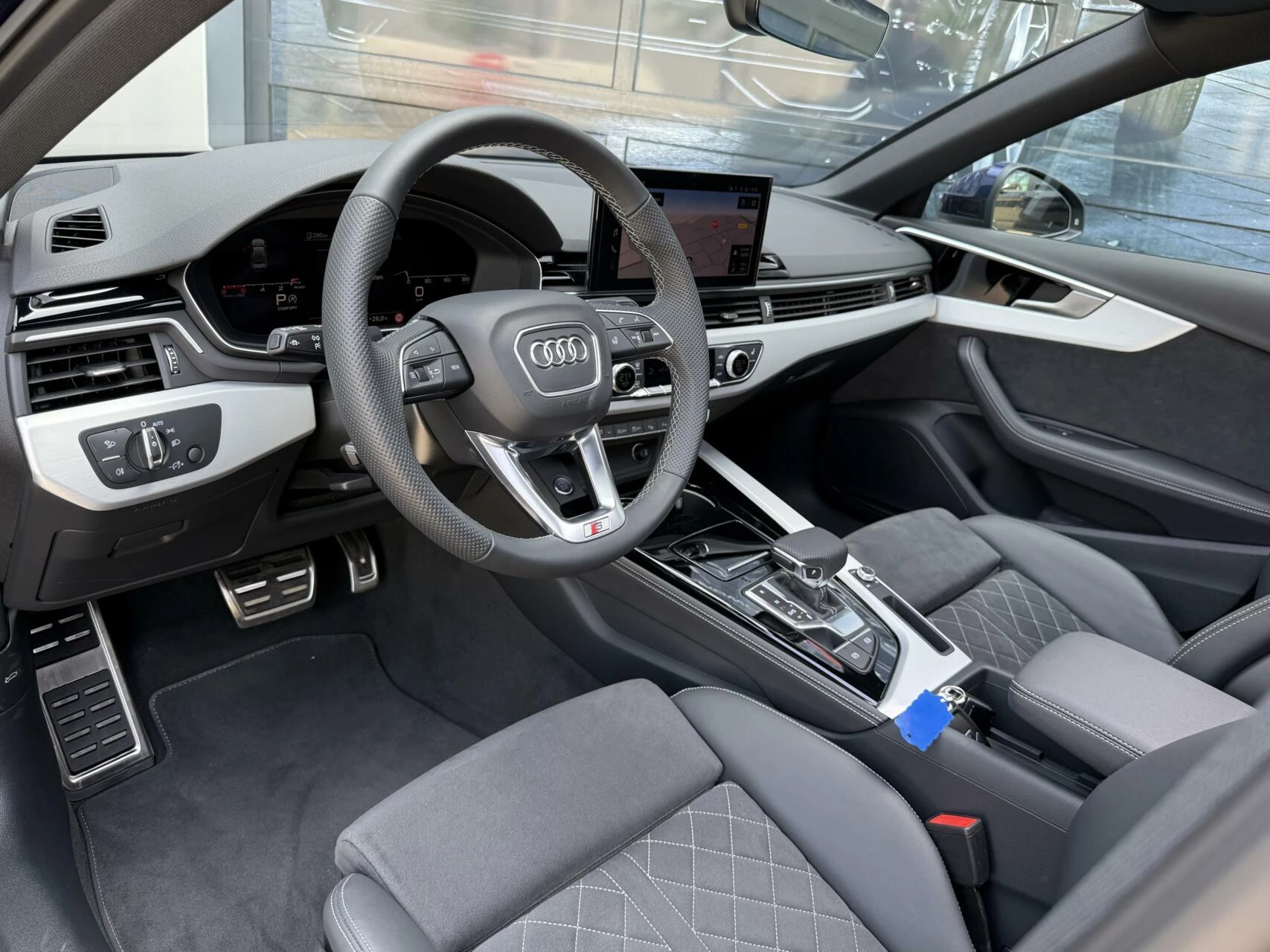 Hoofdafbeelding Audi A4