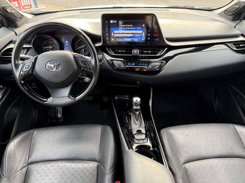 Hoofdafbeelding Toyota C-HR