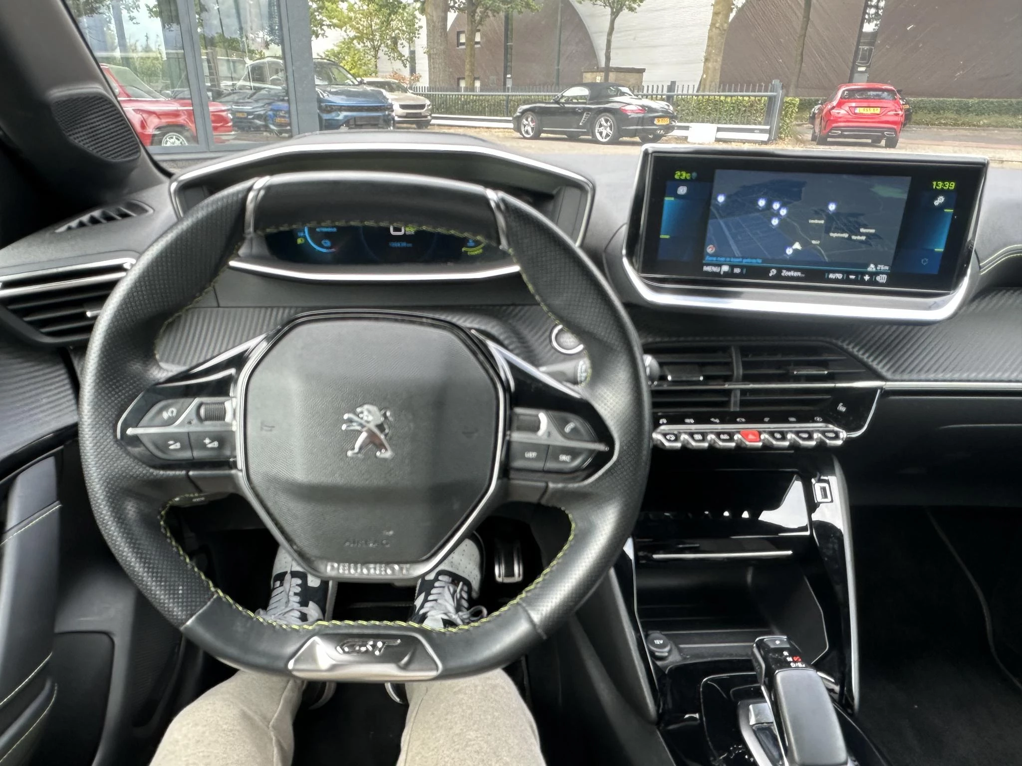 Hoofdafbeelding Peugeot e-208