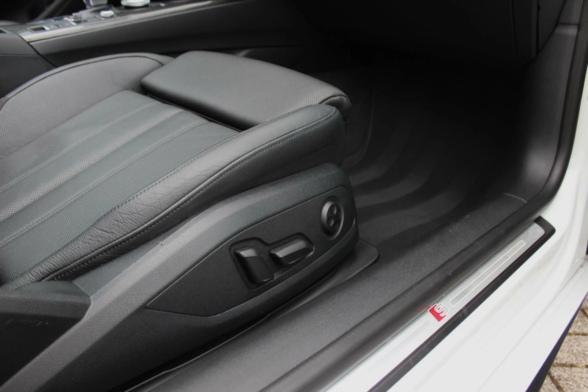 Hoofdafbeelding Audi S5