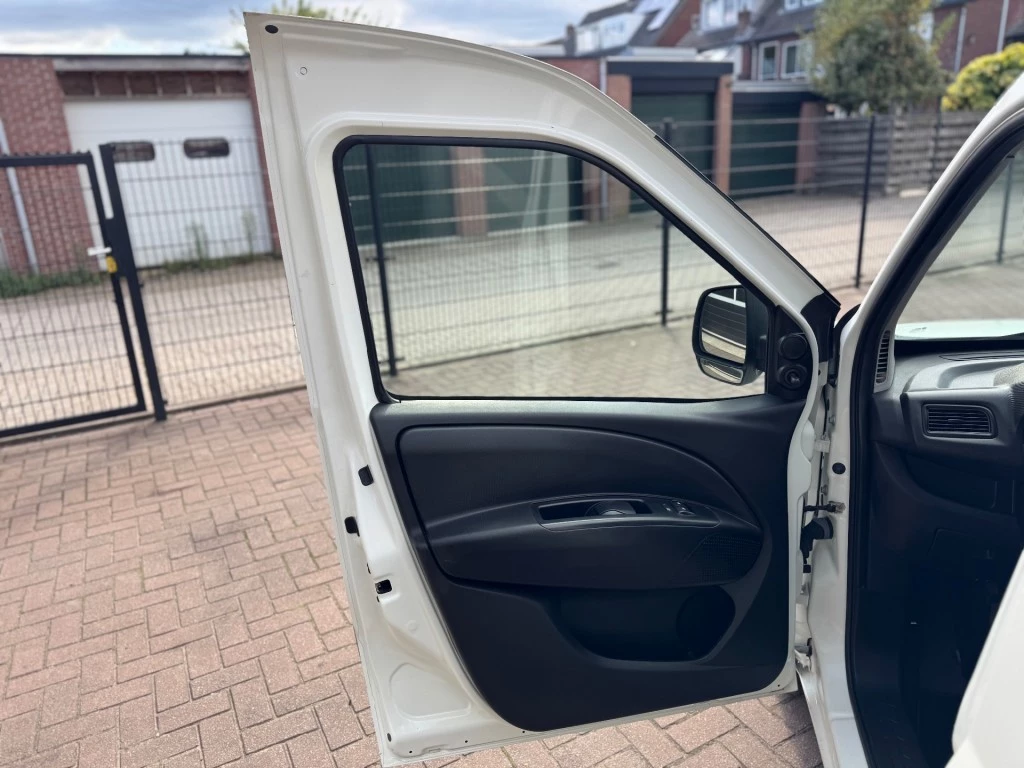 Hoofdafbeelding Opel Combo