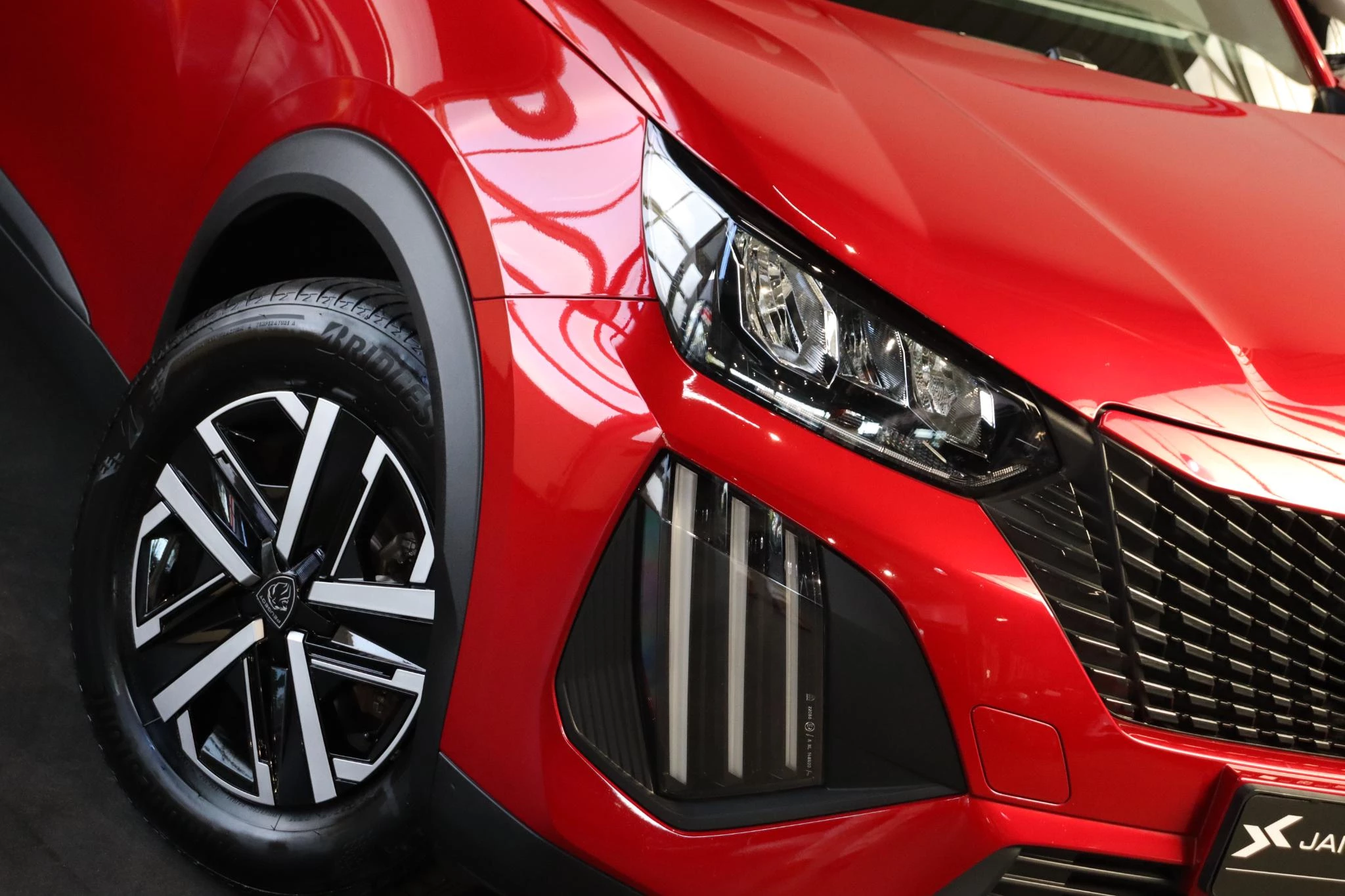 Hoofdafbeelding Peugeot e-2008