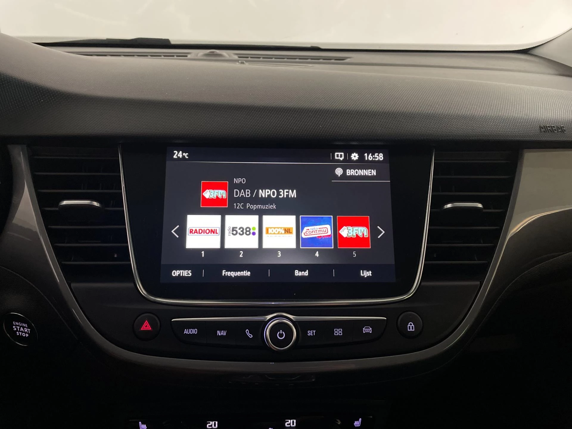 Hoofdafbeelding Opel Crossland