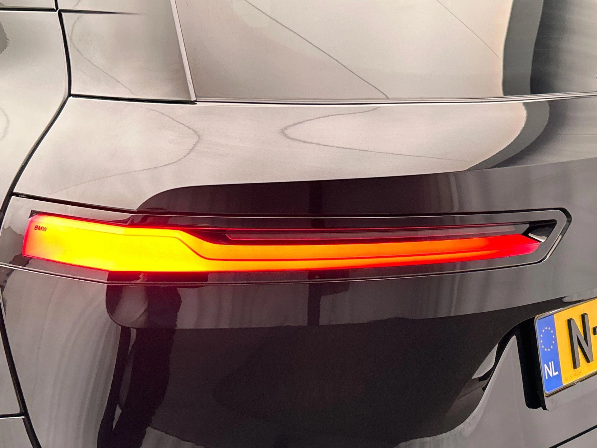 Hoofdafbeelding BMW iX